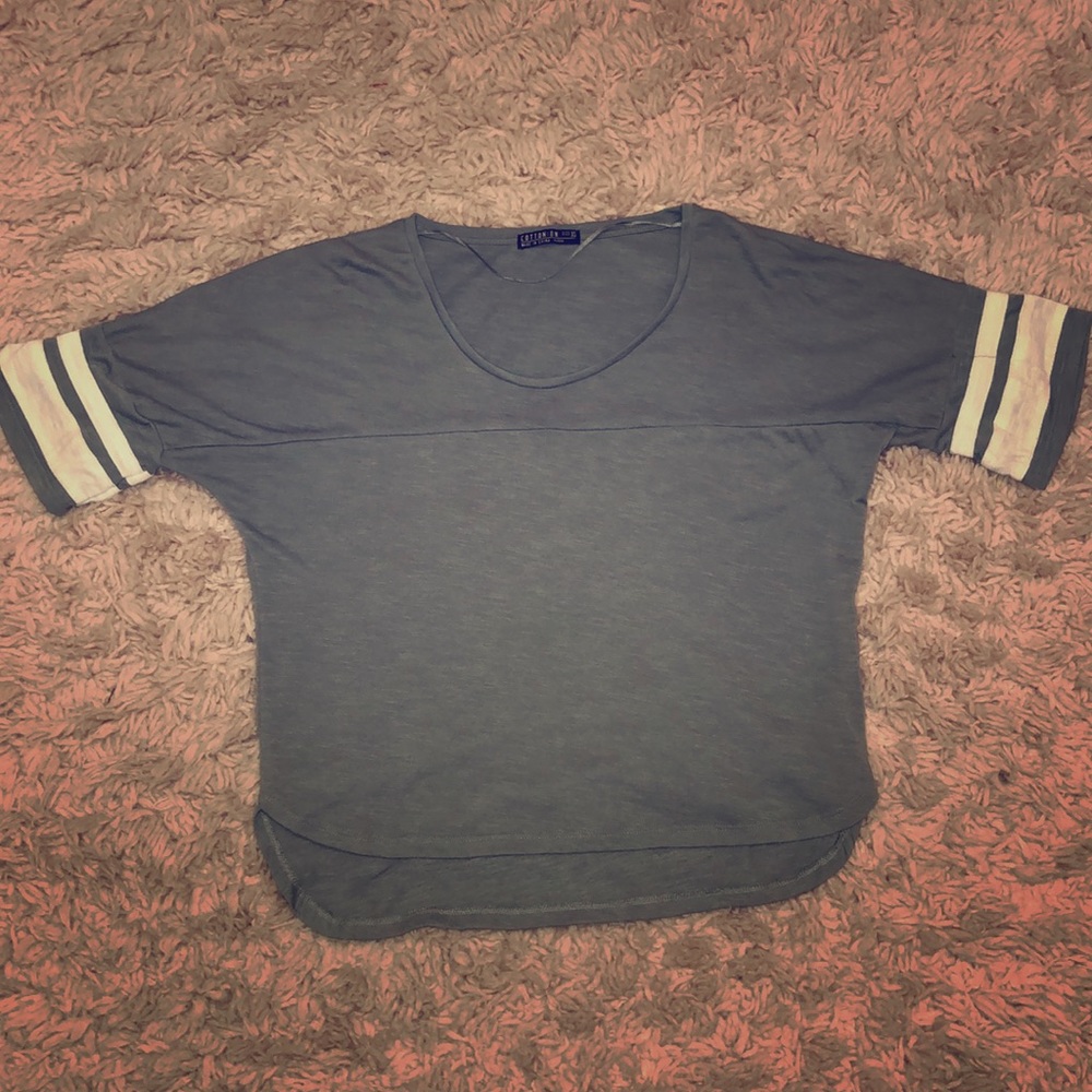 cotton on hunter green t-shirt!